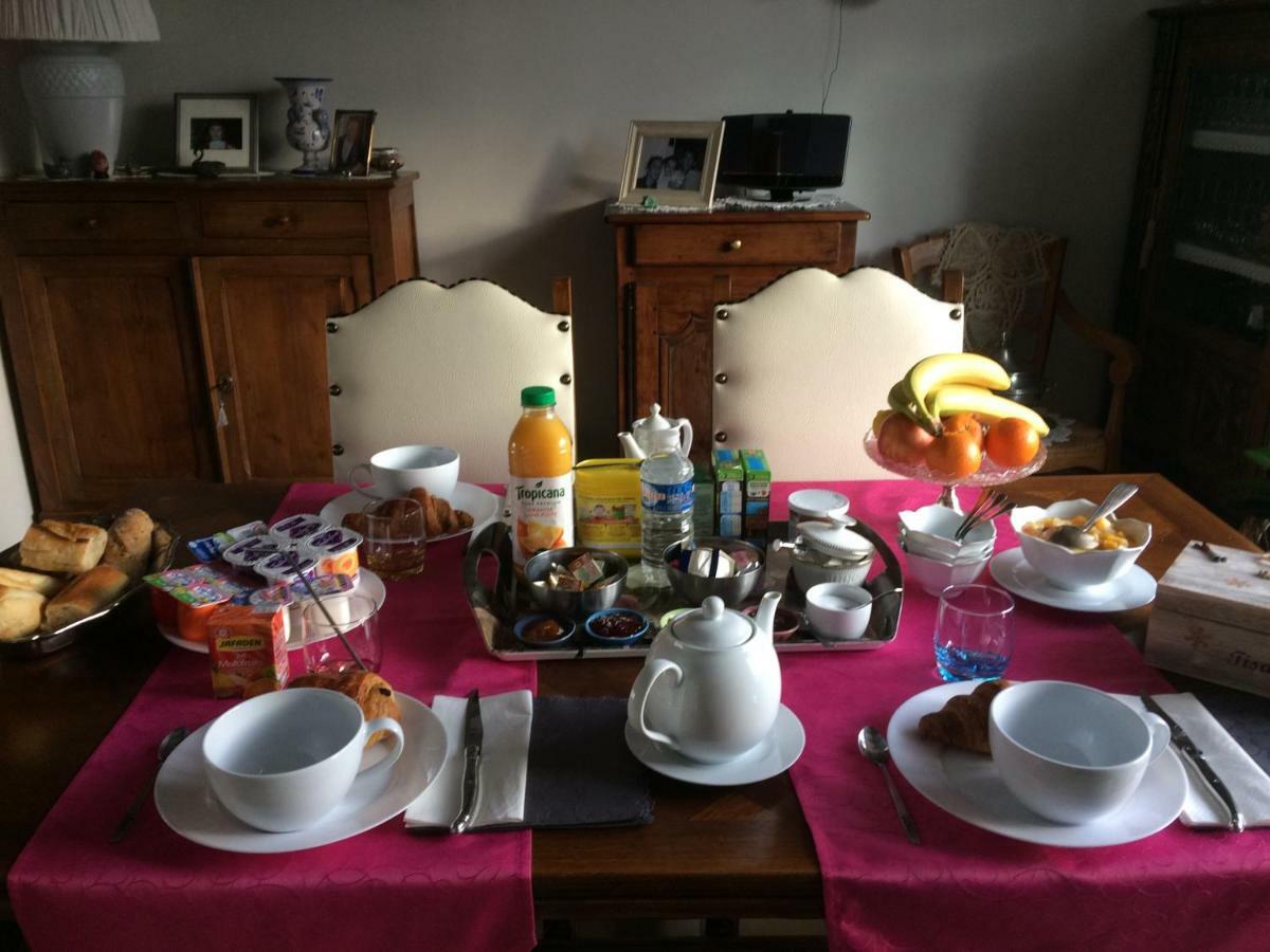 Bed and Breakfast La Mansarde Neuville-sous-Montreuil Екстер'єр фото